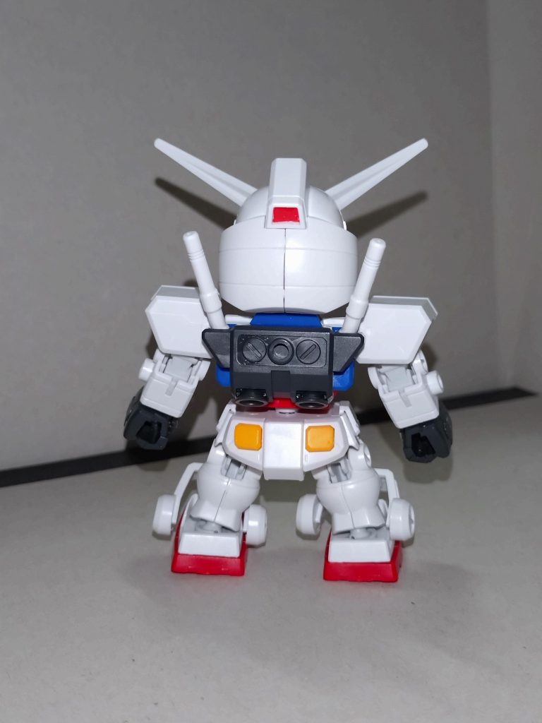 各シールはすべて貼ったが、合わせ目消しなどはしていない。