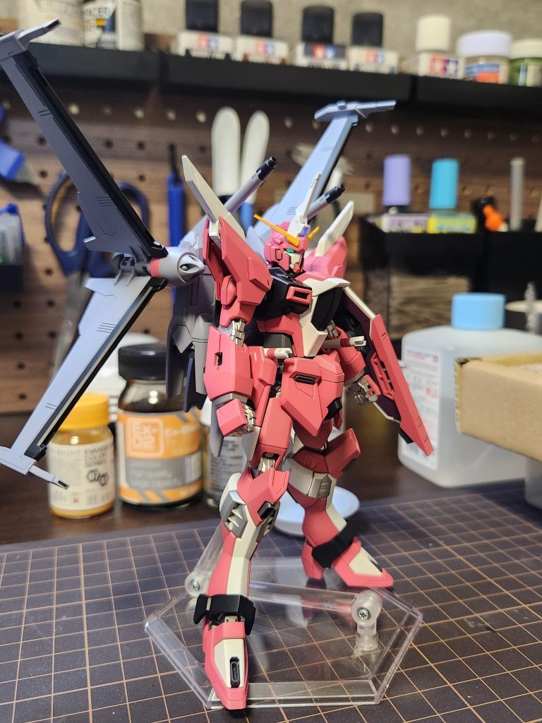 卓撮り。もう少し映えるように机を整頓しとけば良かった(gundam-kao8) 