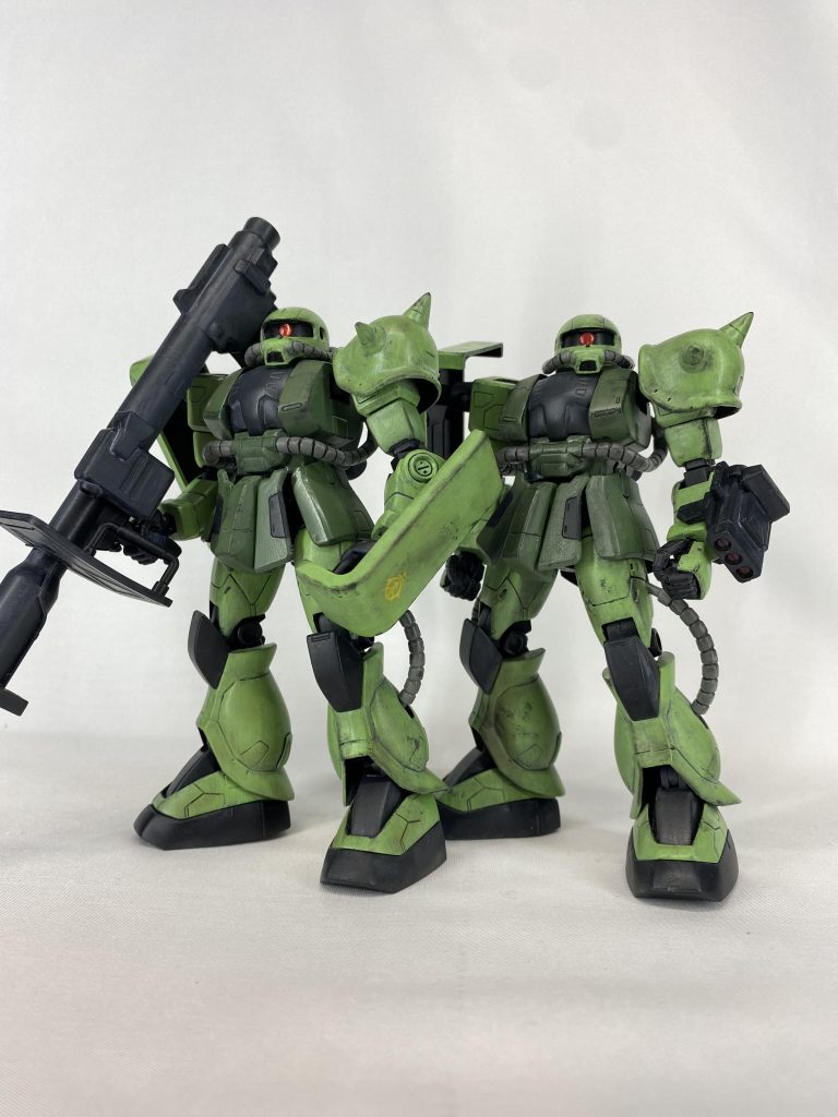 『闇夜のフェンリル隊』新人2名の搭乗機です。使用したのは可動に難あり!スタイルは(個人的に)最高!な、08小隊版HGザクⅡです。