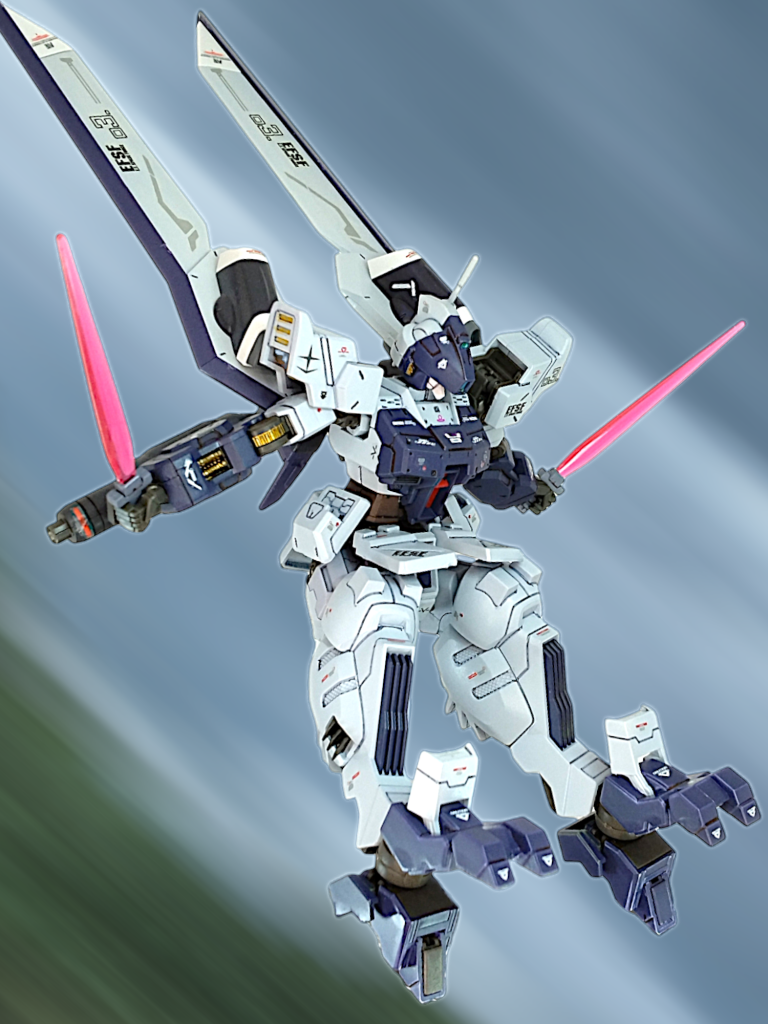 キットを仮組して感じたのが「鳥っぽい」なのでバックパックはイモジャのウイングをつけています。うん、すごく鳥っぽい・・・(gandam-han空中から奇襲をかけるイメージで武装等はチョイスしてます