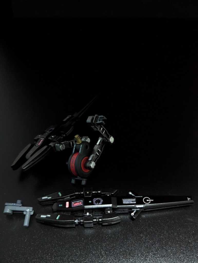 バックパック分解基部はコトブキヤMSGのエクシードバインダー2左下ハンドルはヴェスバー用