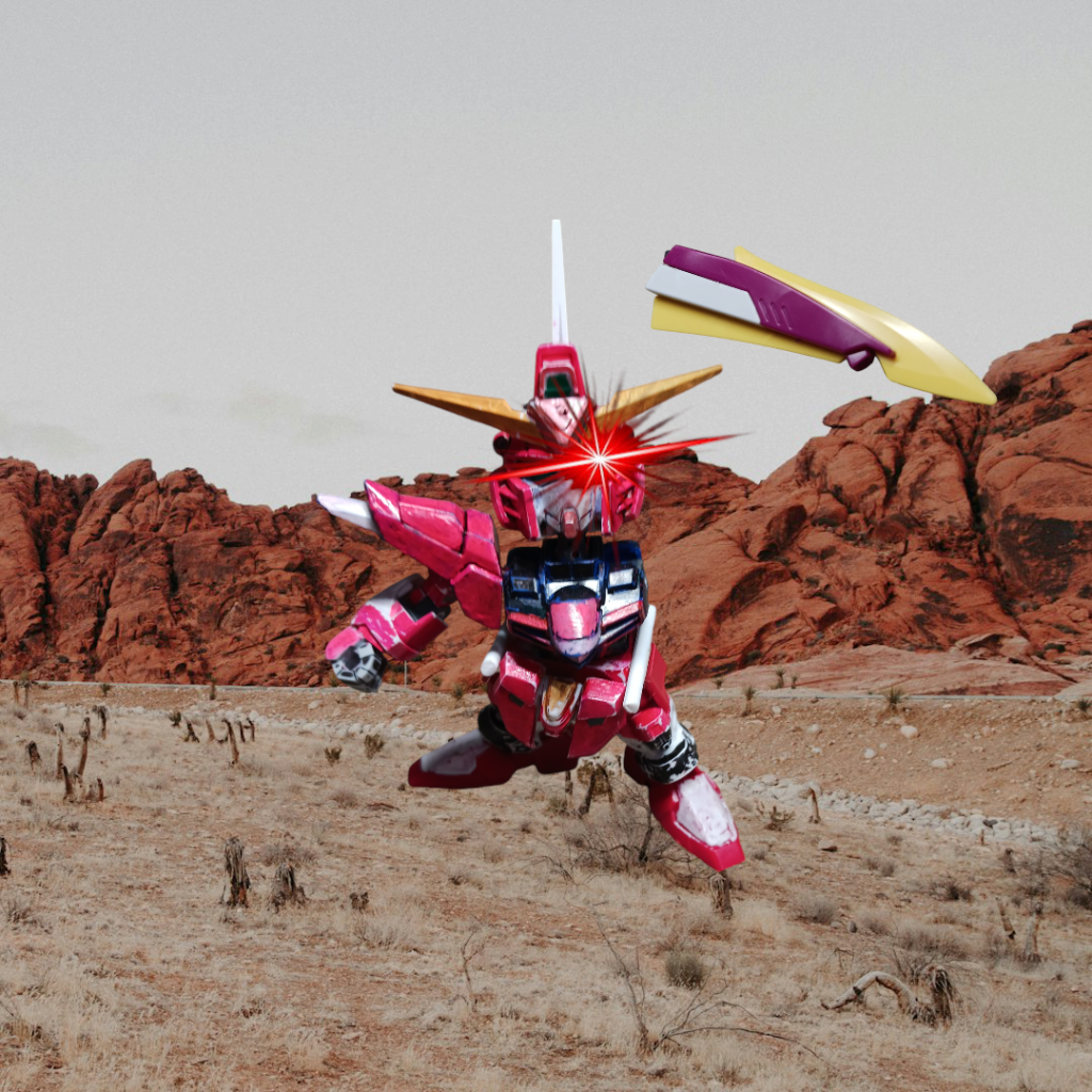 写真が見つからないので、これですけど第3形態。ファトゥムの対艦刀を取り付けた形態です。