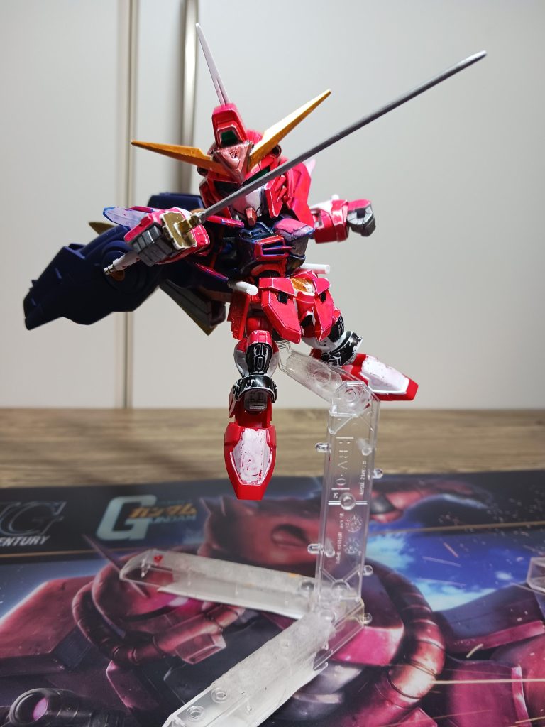 それでも破壊されてしまった時は、刀で戦う。しかも結構強い。刀は、1回も折ったことがない。(折れるほど乱暴にしていない)