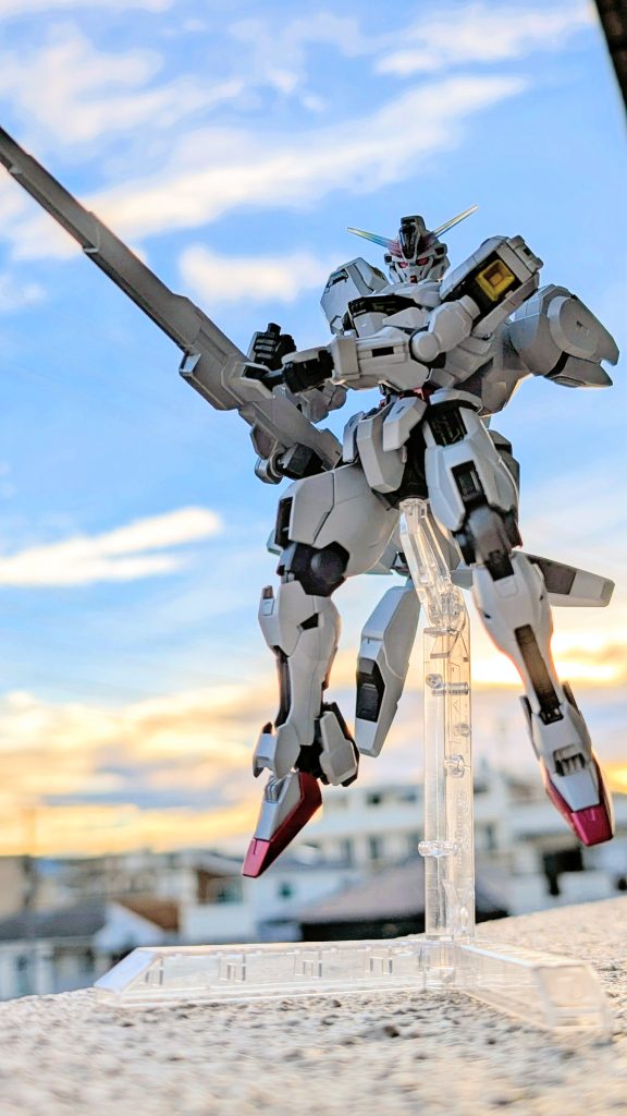 ガンダムキャリバーン全塗装–2枚目/制作者：まあた