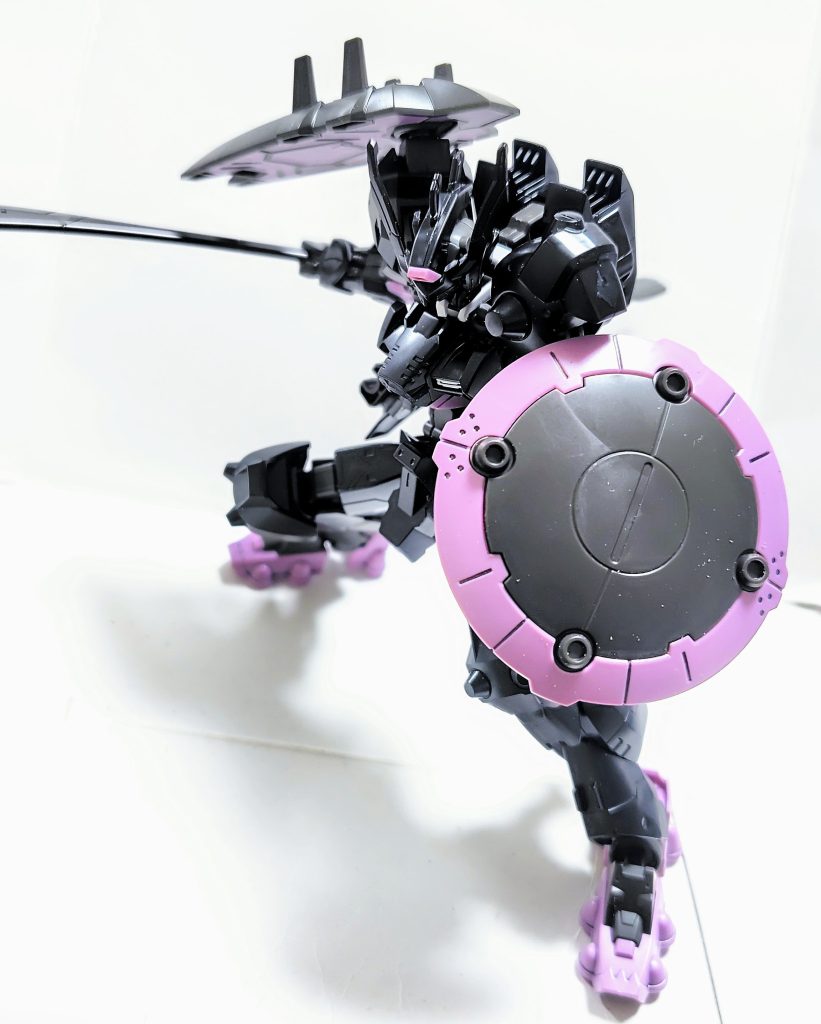 ガンダムウヴァル–3枚目/制作者：Takanari