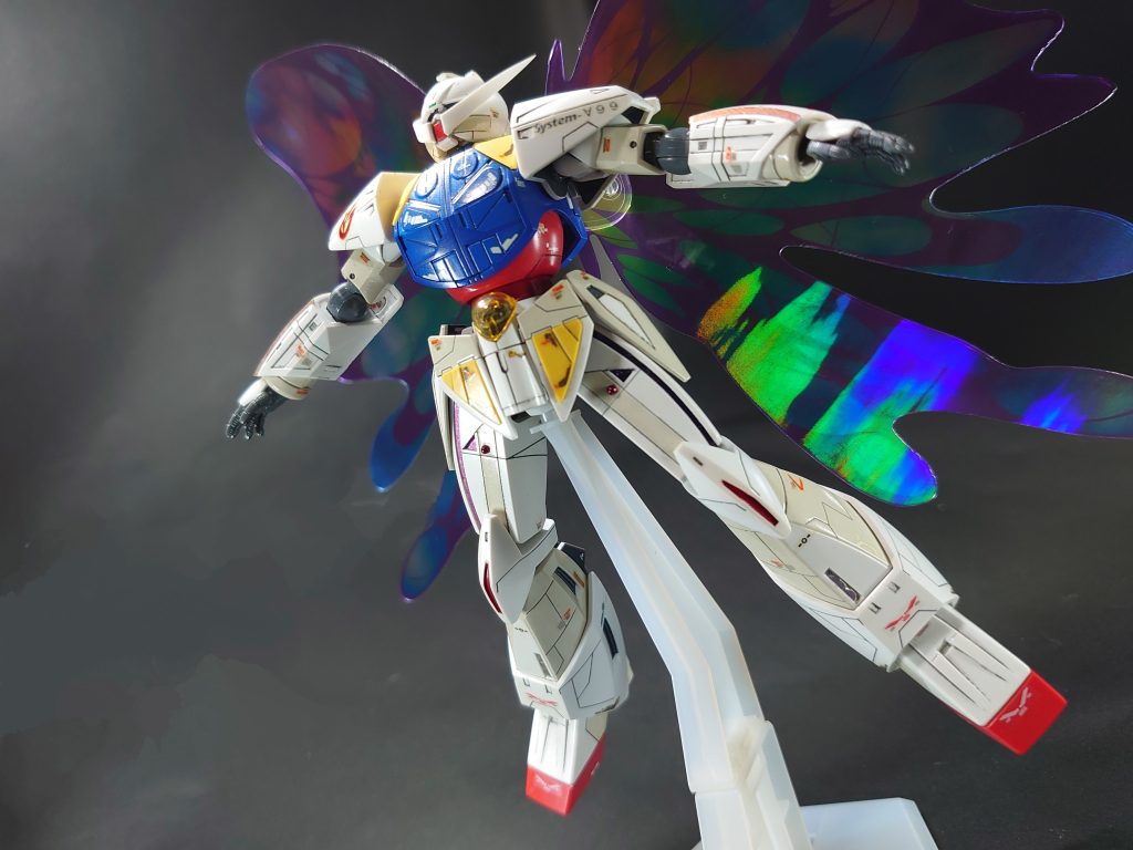 HG ∀ガンダム–5枚目/制作者：岩岸 杞京