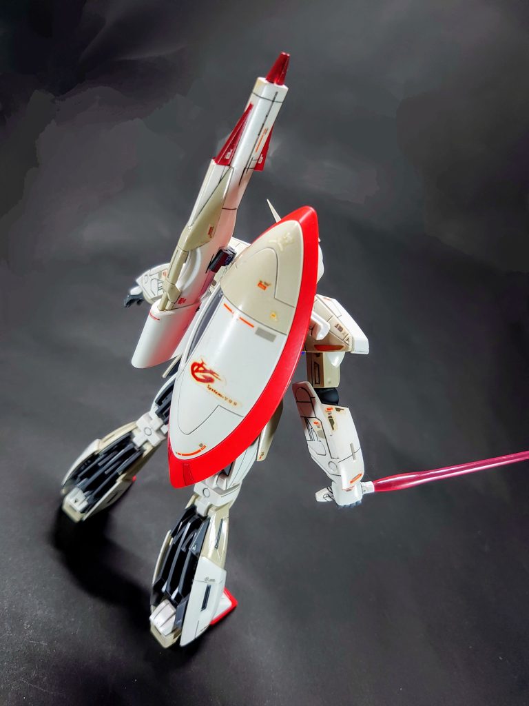 HG ∀ガンダム–2枚目/制作者：岩岸 杞京