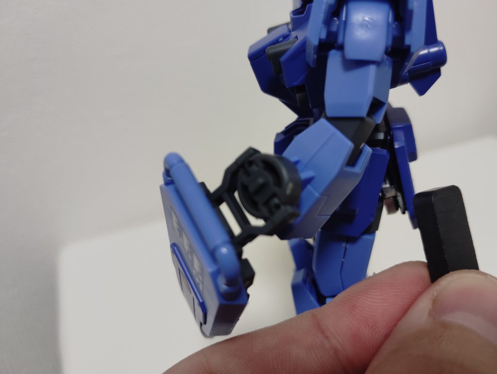 LEDはビット・トレード・ワンの磁気スイッチ付LEDモジュールリード線仕様というもの磁石を近づけるとLEDのON/OFFができます