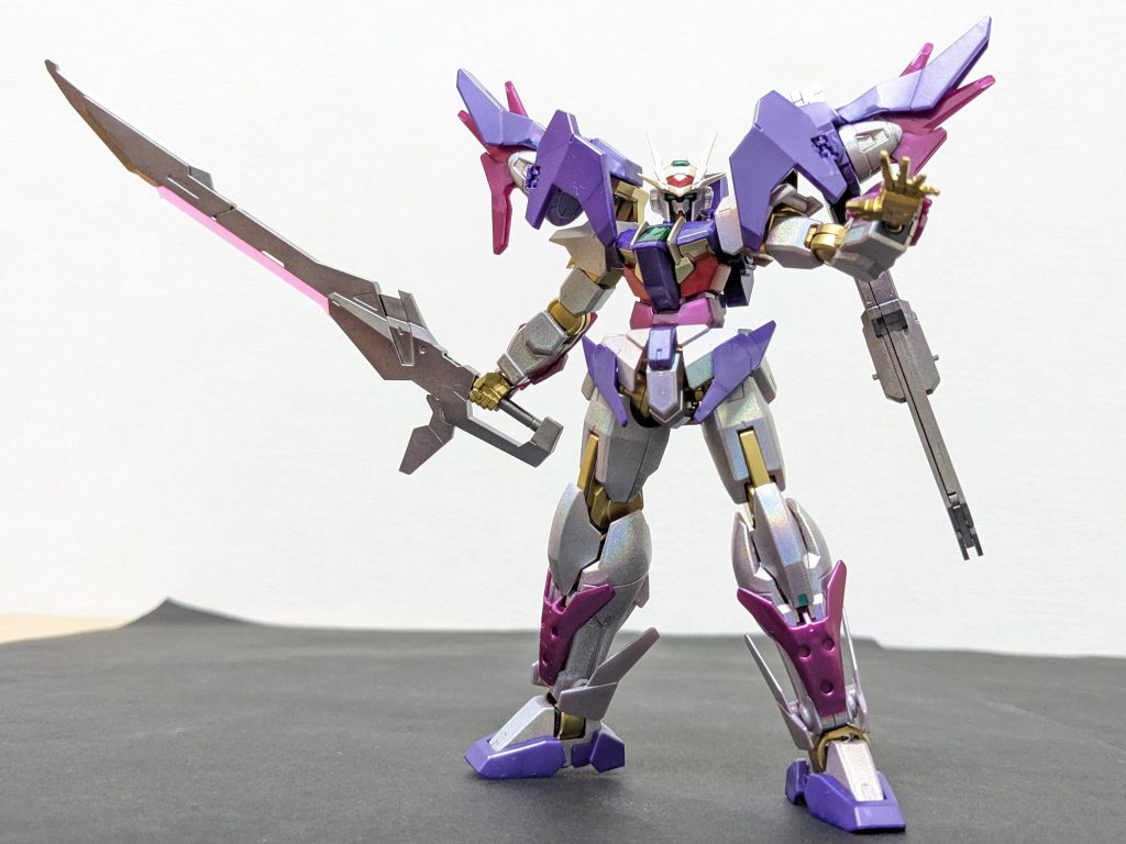 デカい剣装備、ジャキーン!!長めの剣と平手が着いてたら、ついつい「Xライダー決めポーズ風」にしてしまうトコがまさに昭和キッズ😅!!