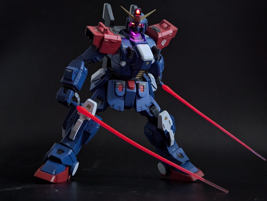 黒背景LEDがよく光るので不気味さが増した感じがします