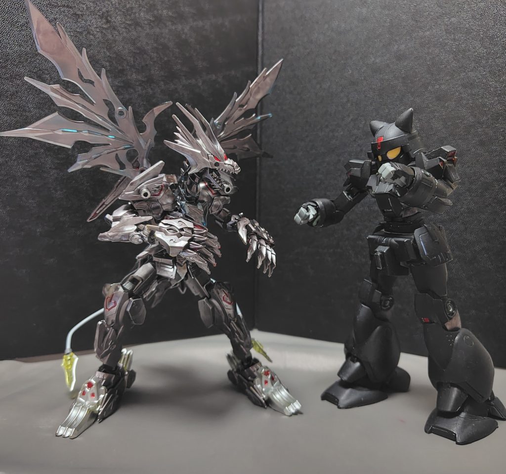 ドラゴンVS鉄人、勝つのはどっちか!?