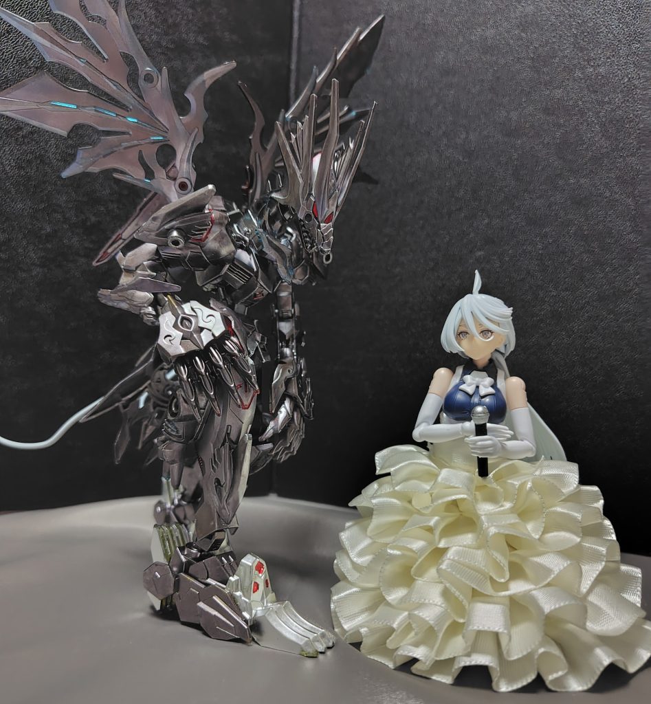 歌姫や花嫁に対しては何故か忠実になり跪きます。