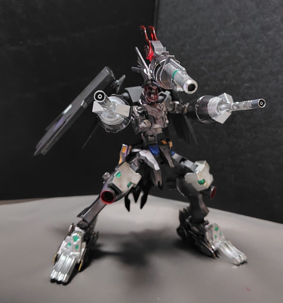 前作でもそうでしたが、鉄血フレームとドラゴンの相性は抜群ですね。