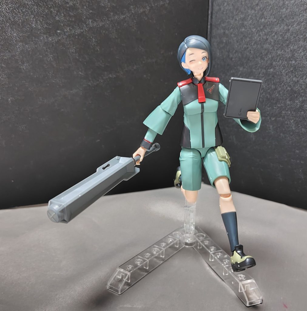 腕部分の改善により、武器を持たせたときのプラプラ感は減りました。