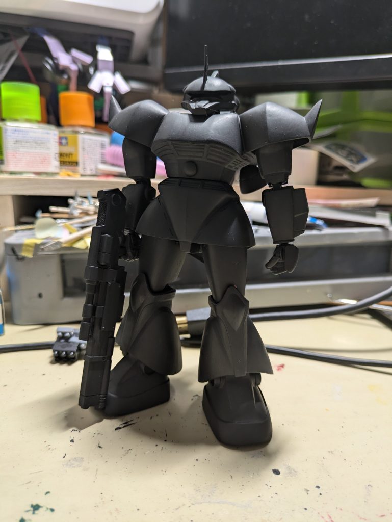 組み上げて下地塗装したところ