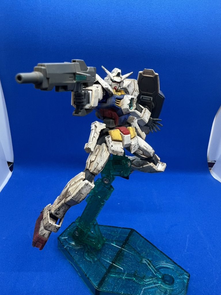 父さん、背景が死んだよ…(ヤメナイカ!)メイン画像の脚が見きれてしまったのは全て8年くらい使っているこのスタンドのせいです。あとで捨てます(理不尽)