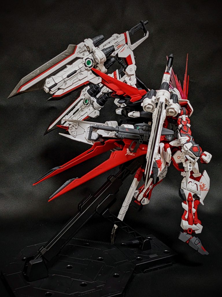 後ろ姿も迫力満点です❗️カレトヴルッフが重いので不安でしたが、今のところしっかりと保持されています。