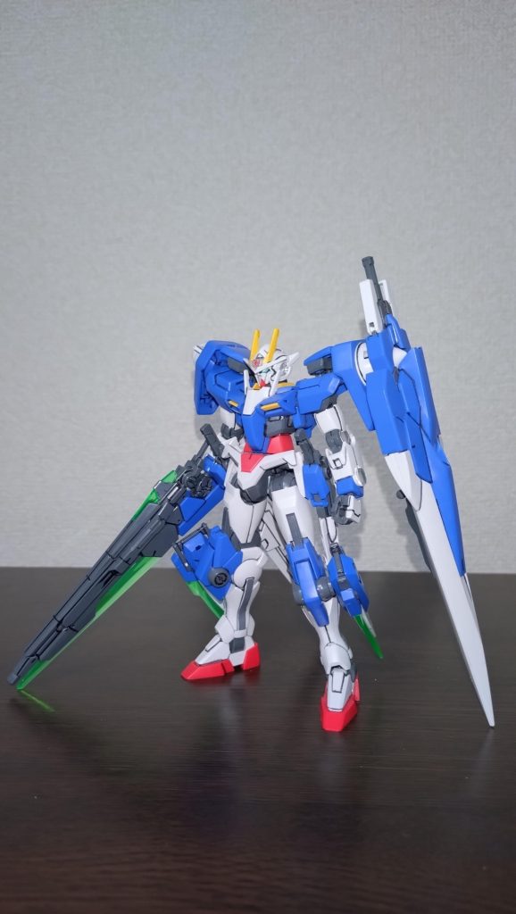 ポージングもいいですが、素立ちもかっこいいのが良い！