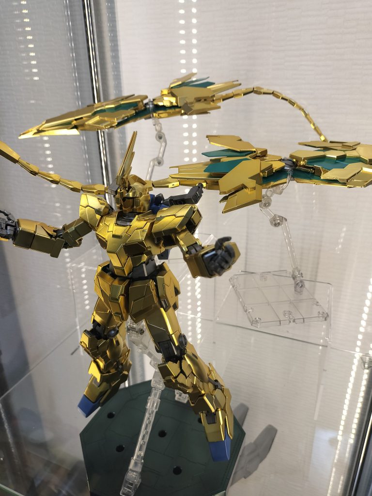 覚醒風にしてみてなかなか満足ですねデストロイよりユニコーンモードのが好きですまたナラティブ完成したら投稿します 