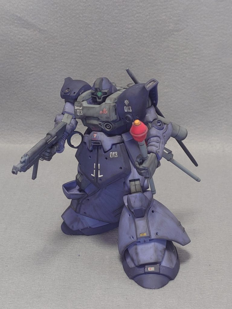 キット付属のマシンガンとシュツルムファウストを持たせてみました(^o^)