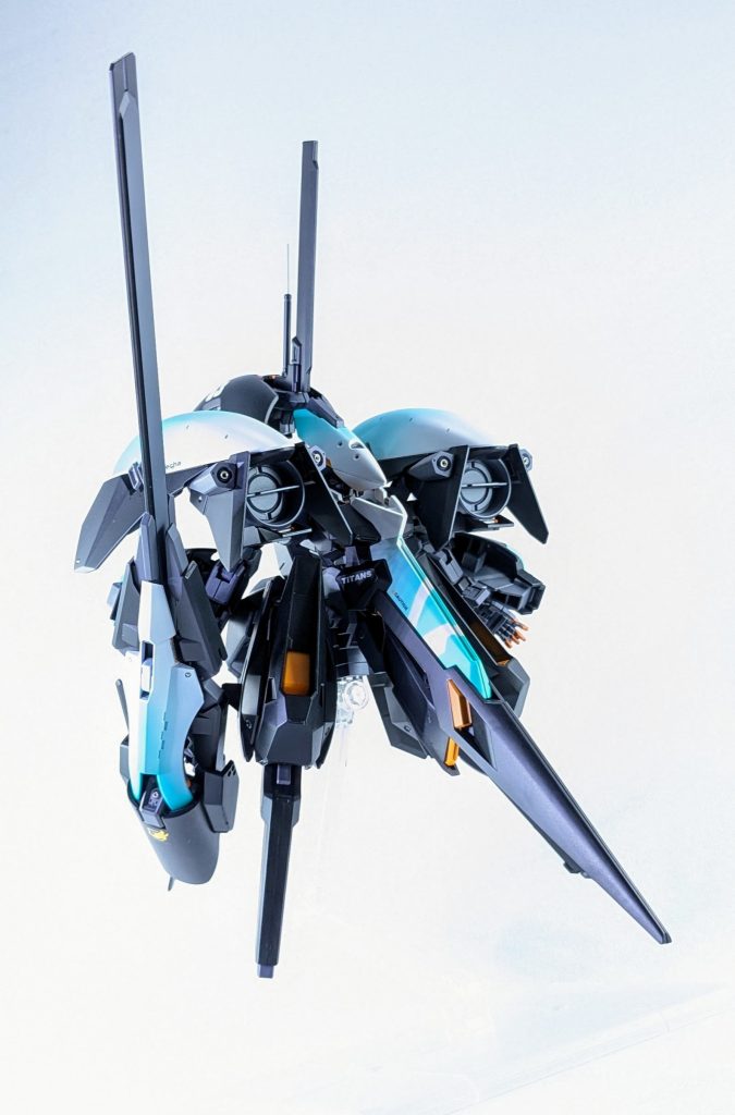 フィニッシャーズの塗料が綺麗で、全身のグラデーション塗装も程よく仕上がりました