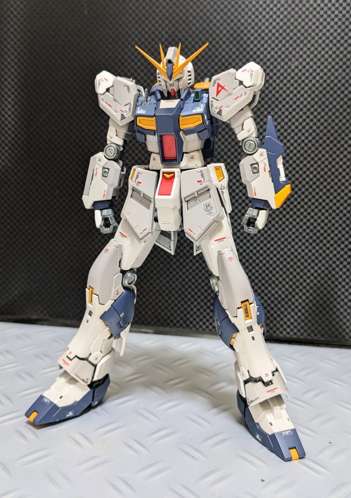 νガンダム–2枚目/制作者：@Ymarl1