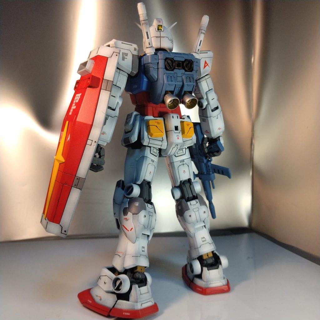 流石に元からスジ彫り一杯なので!ちょい入れたして!ちょこちょこメタル系埋め込みました!(笑)