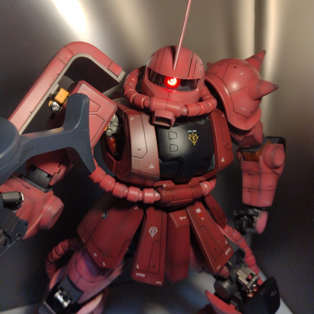 今回はカラーリングを変更しないで、塗装で表現する事を目指しました！（笑）