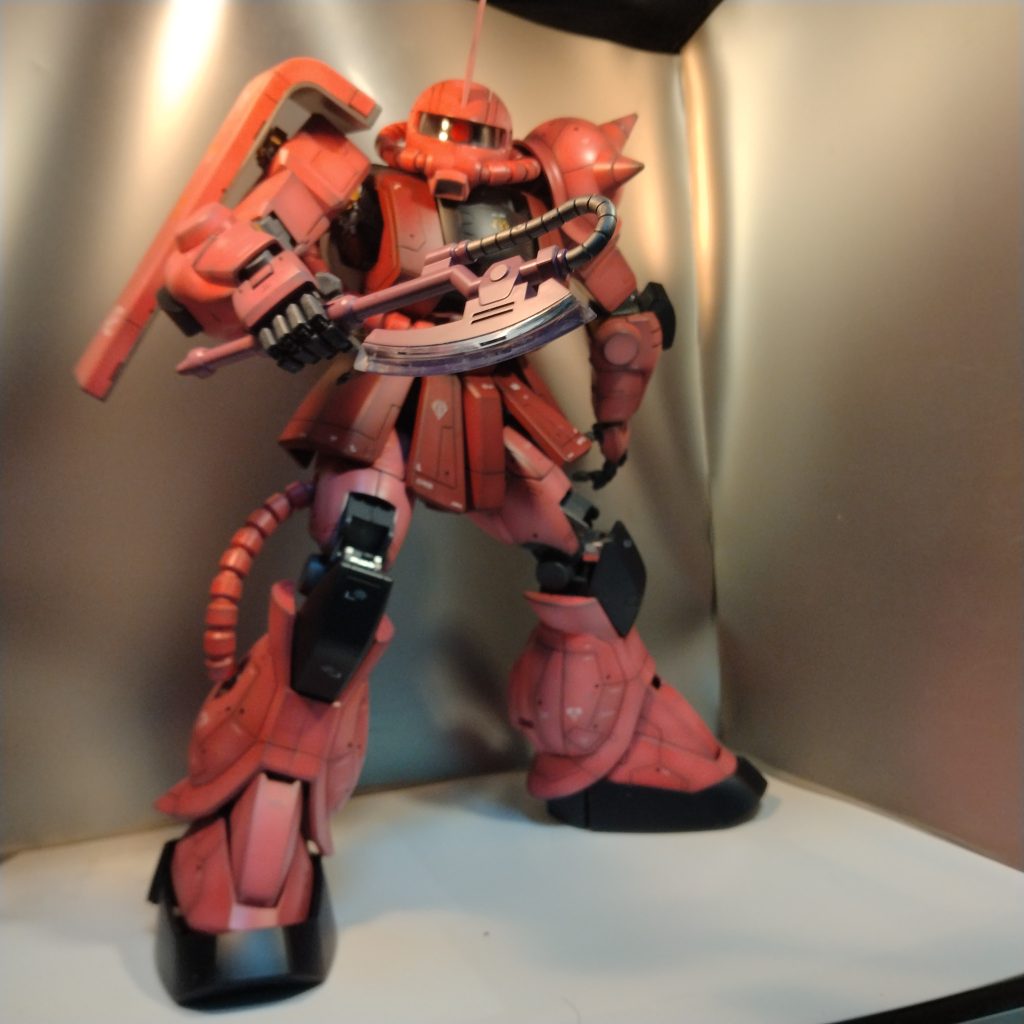 いつものごとく、スジ彫り入れてのグラデーション塗装しました！