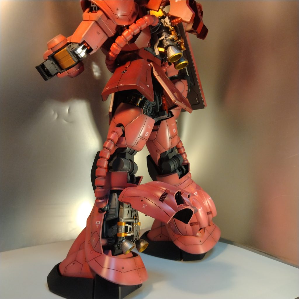 PGシャアザクでした！ザク続きになりますが！次もPG量産型ザクを作ります！（笑）