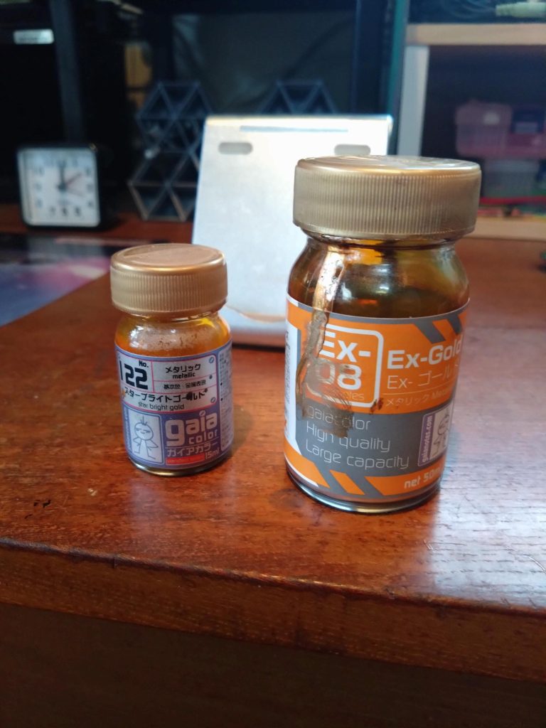 外装部はコチラを使用しておりますEXゴールドの上にスターブライドゴールドを使い、発色良く鮮やかな金色を出そうとしました