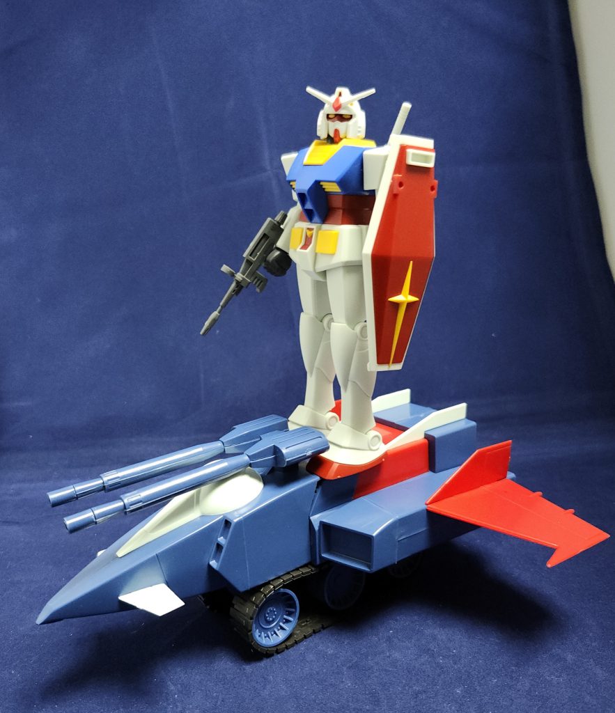 ここまででこのガンダムが色んな意味でベストメカコレクションという事は何となくわかったんだけど実はそれっぽいだけで結構違う所もあるんじゃないかと思ったので旧キットのGアーマーと組み合わせる事で検証…。