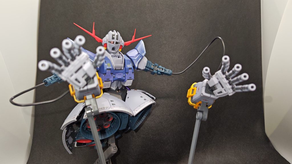 オールレンジ攻撃。リード線2本あるので、1本を半分に切って長短できるようにしました。