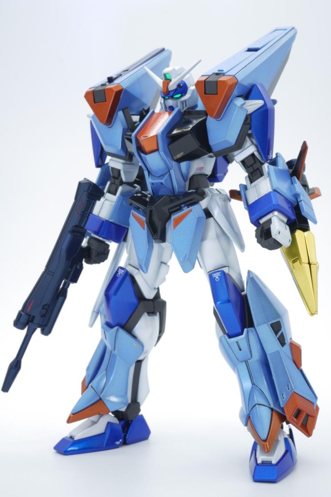 ライトニングバスターガンダムと合わせたかったので、同時進行で製作しています。前回作ったのとほぼカラーリングは変わらないです。