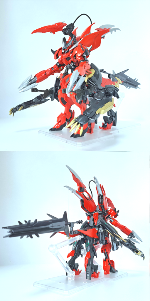 Ex-参 (エクストラスリー)アメイジングブースター天王式を機体各所に分離装着した超強化形態。全身に格闘武器を装備し、大型サブアームの可動域が大幅に広がったことで驚異的な瞬発力を機体に与えるこの形態は、文字通り獣を想起させる猛烈な戦いざまを見せる。エネルギー消費率が異常に高いため、使いどころが重要となる本機最高の切り札となっている。 ↓ 各形態の比較 ↓