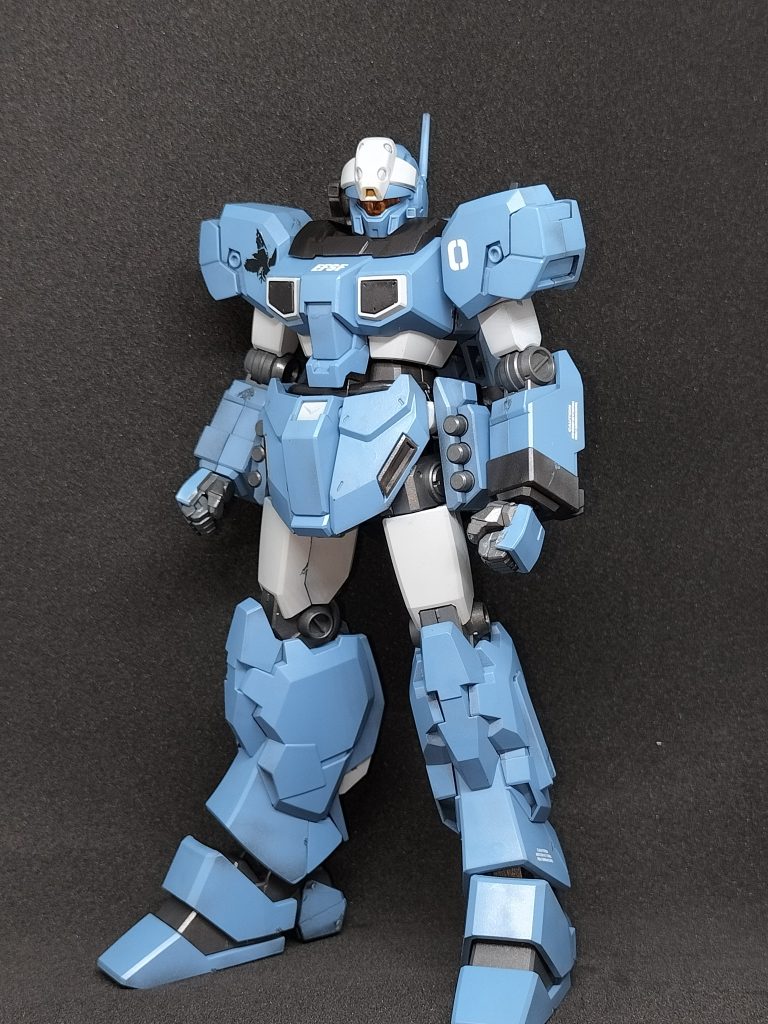 ということで久々の投稿です。なんやかんやで中の人はもう少しで社会人になります……はやいなぁ………今回はHGUCのジェスタを組んでみました。合わせ目とかは…まぁ………考えないでおきましょう。