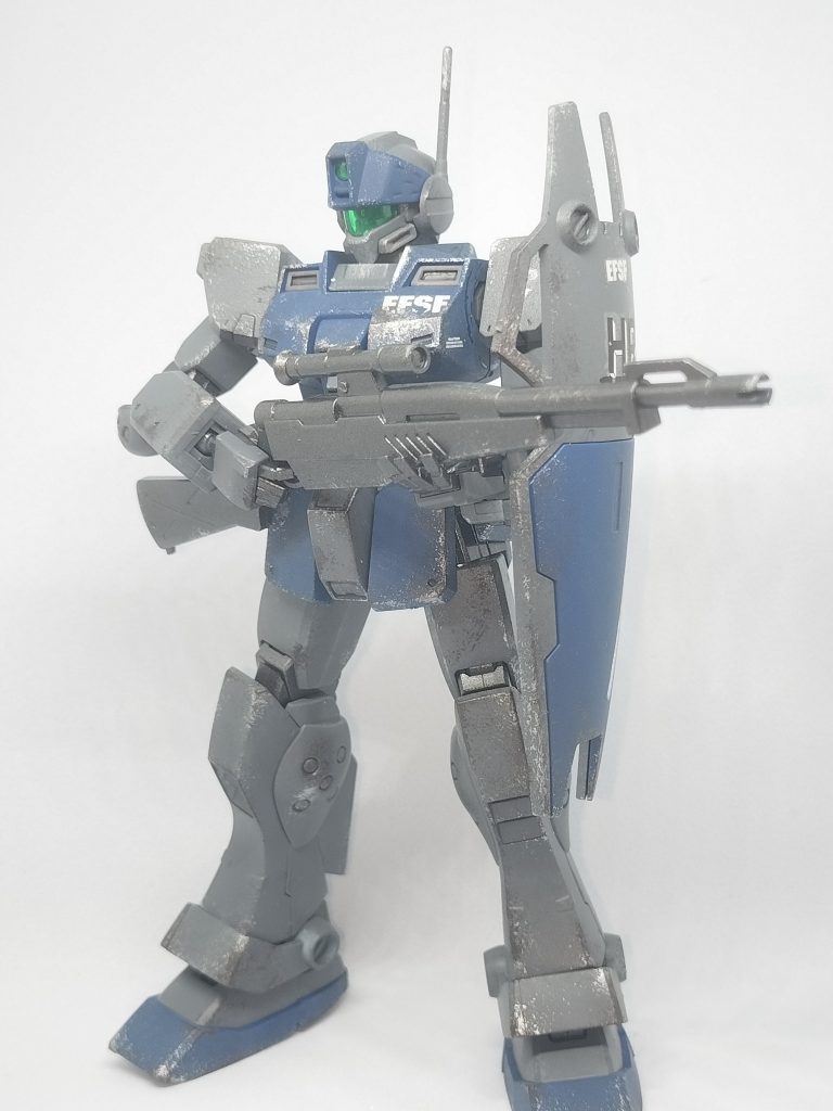 ということでだいぶ前に作ってはいたが載せていないだけシリーズ第一弾。ジムスナイパー2です。特に手を加えていません。