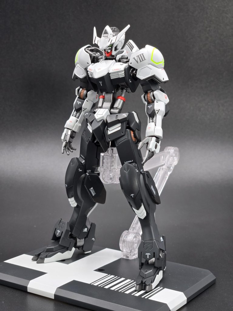 シンプルな状態仮面は型どりしたので着脱可能です。