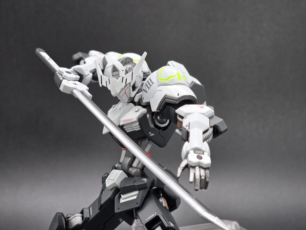 なんだかんだ刀はかっこいいですね