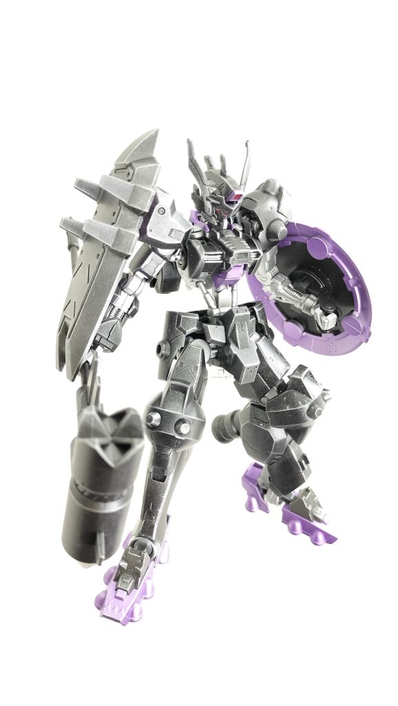 ガンダムウヴァル–3枚目/制作者：かえる