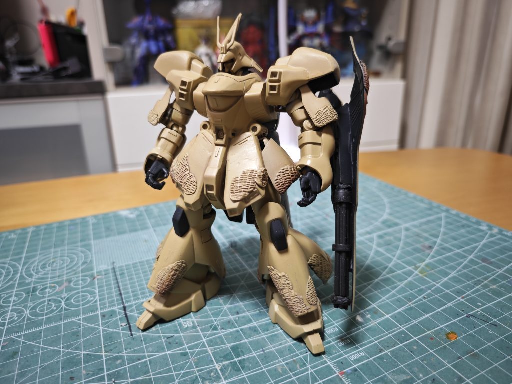 ウェザリング前のサンドイエロー1色。キャラメル…もしくはガンダムアーティファクト味