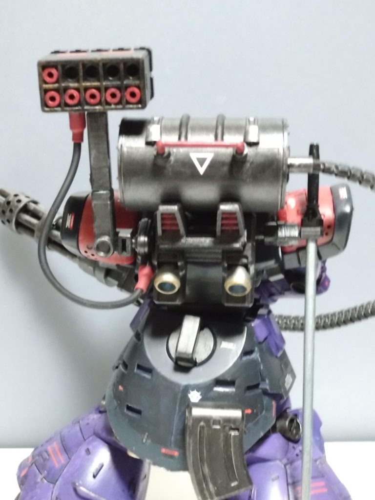 バックパックと弾倉。