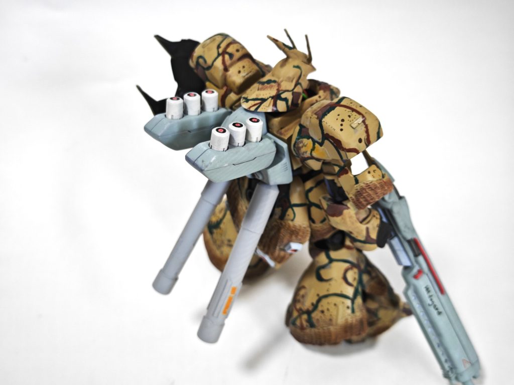 ファンネルはミサイルに換装されているようだ