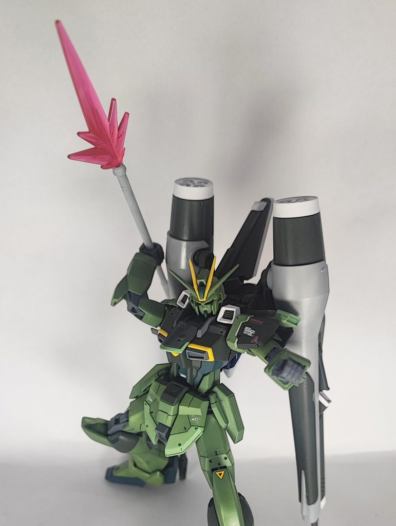 デファイアント ビームジェベリンエフェクトもうちょい大きいとかっこよかったかなと。なんか投げてたりしてたイメージ