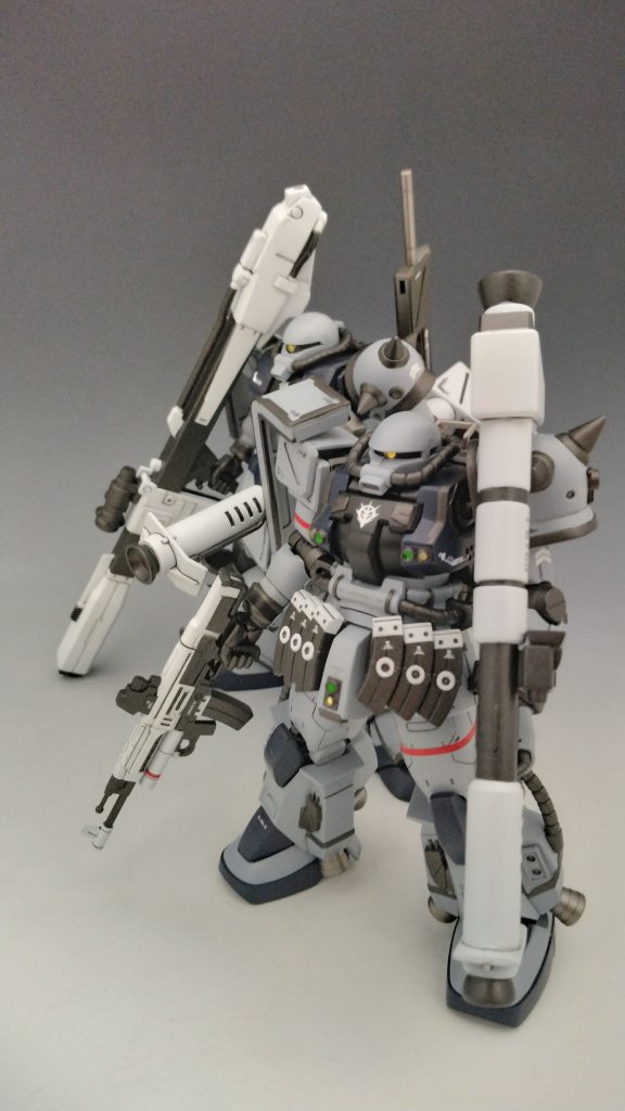 同時進行してたFZ高機動試験型と一緒に撮影ブースが2体撮るには狭いです(汗)