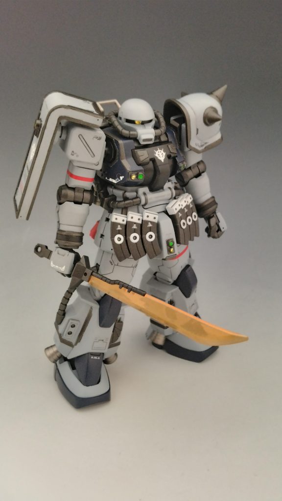 白兵戦用にイフリートからぶん取って持たせてます。ヒートホークより扱いこちらの刀の方が似合いますよね。