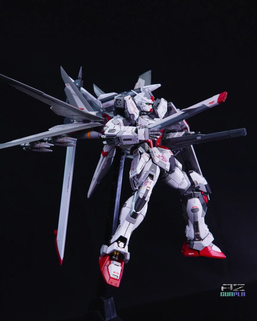 Strike Ootori–4枚目/制作者：@azrirdzl