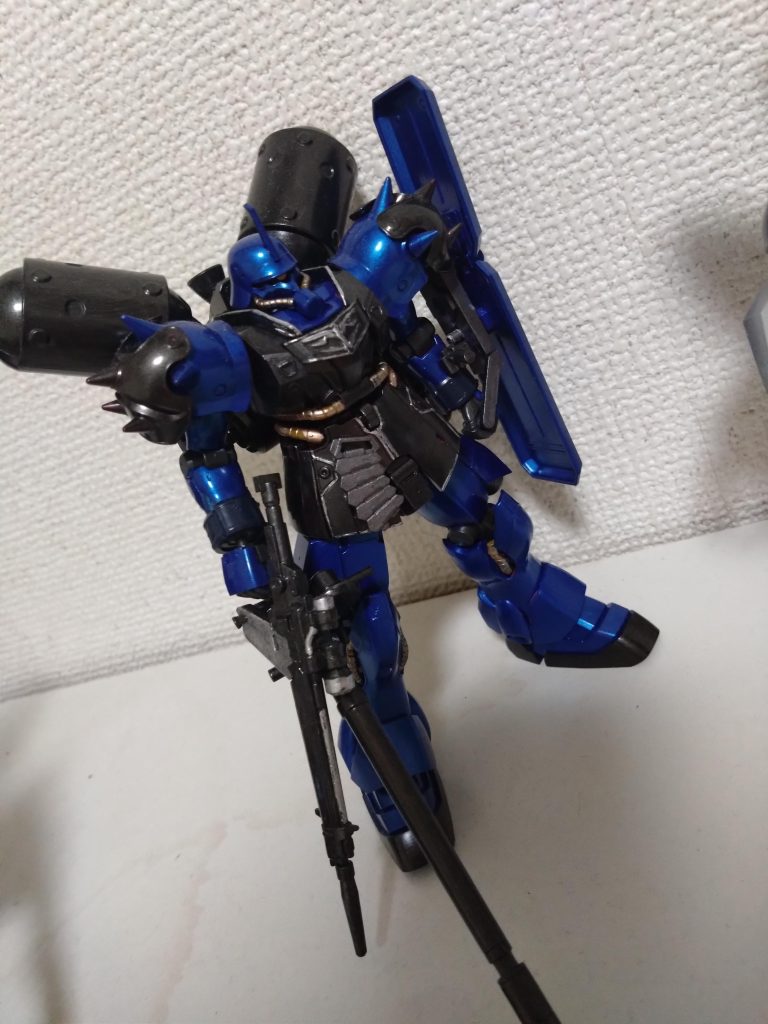 袖付き軍団–4枚目/制作者：MUK