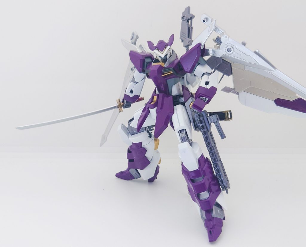 刀を持たせたお気に入りのポーズです！