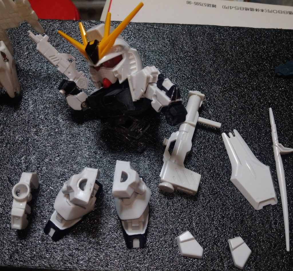 さて、どこから始めようかな。。。どのパーツも加工に時間がかかるのわかっているので1パーツづつ時間決めて掛ります。